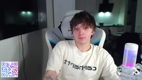Jayce online show from June 28, 4:24 pm
