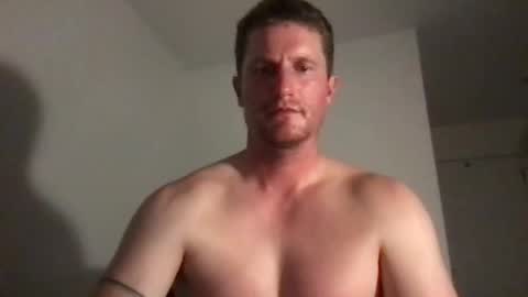 Snapshot of jaycup1989 chatting on November 15, 3:04 am jaycup1989 online show from November 15, 3:04 am