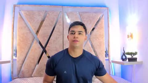 Snapshot of jayd_muscle chatting on November 15, 3:26 am jayd_muscle online show from November 15, 3:26 am