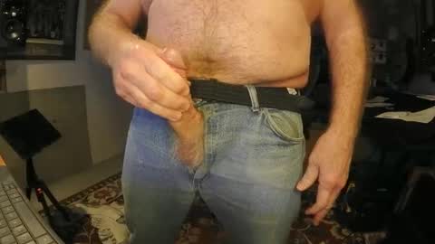 Snapshot of jaydub33 chatting on January 17, 10:13 pm jaydub33 online show from January 17, 10:13 pm