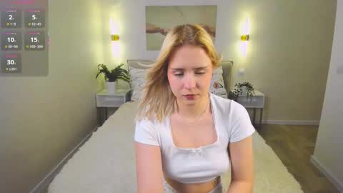 Snapshot of jayjanice chatting on November 24, 2:39 pm Molly online show from November 24, 2:39 pm