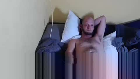 HUngBtmFl online show from March 17, 1:43 am