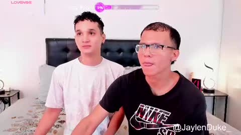 Snapshot of jaylen_and_duke chatting on July 28, 11:28 am Jaylen and duke online show from July 28, 11:28 am