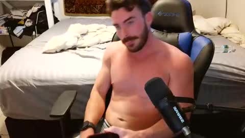 Snapshot of jaypipeahoe chatting on November 2, 6:27 am jaypipeahoe online show from November 2, 6:27 am