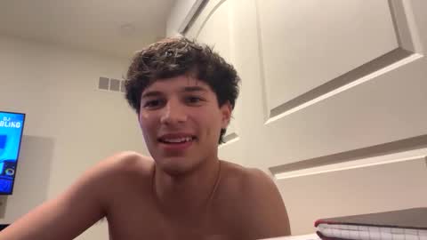 Snapshot of jayquickest chatting on February 26, 4:11 am Jaythequickest online show from February 26, 4:11 am