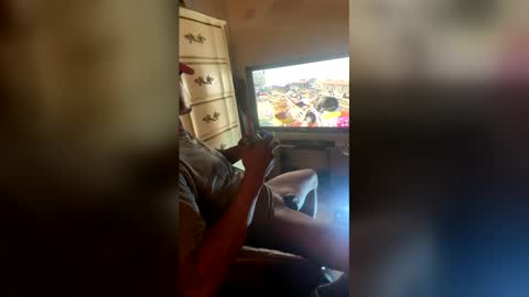 Snapshot of jayroxy27 chatting on December 17, 6:19 am jayroxy27 online show from December 17, 6:19 am