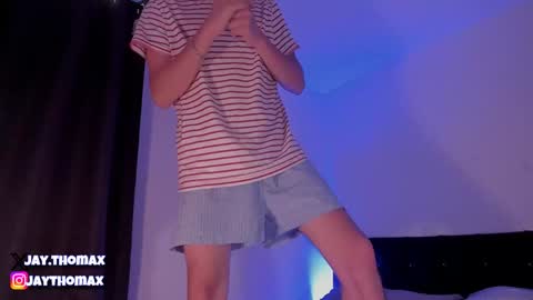 Snapshot of jaythomax chatting on December 21, 6:34 pm jaythomax online show from December 21, 6:34 pm