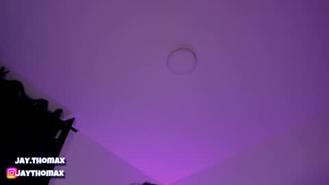 Snapshot of jaythomax chatting on December 23, 8:55 am jaythomax online show from December 23, 8:55 am