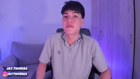 Snapshot of jaythomax chatting on January 30, 4:27 am jaythomax online show from January 30, 4:27 am