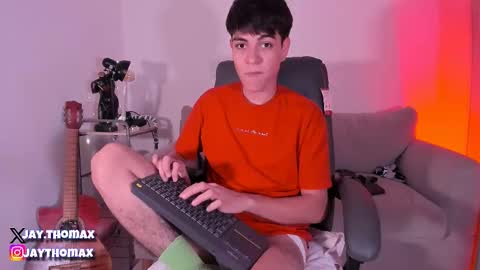 Snapshot of jaythomax chatting on February 9, 9:28 pm jaythomax online show from February 9, 9:28 pm