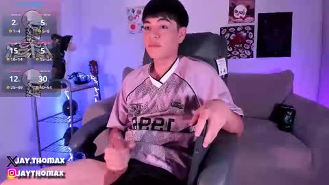 Snapshot of jaythomax chatting on February 21, 10:15 pm jaythomax online show from February 21, 10:15 pm