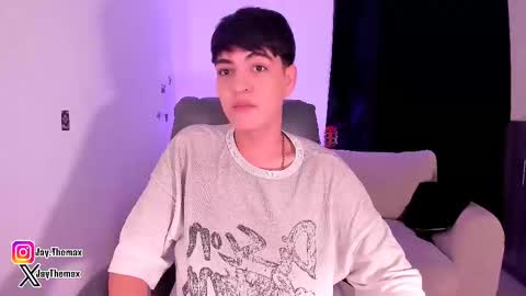 jaythomax online show from October 9, 12:41 am