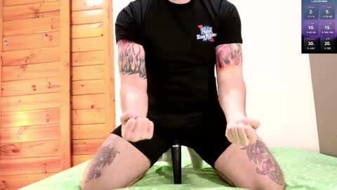 Snapshot of jayxcee_official chatting on December 17, 12:00 pm jayxcee OFFICIAL online show from December 17, 12:00 pm