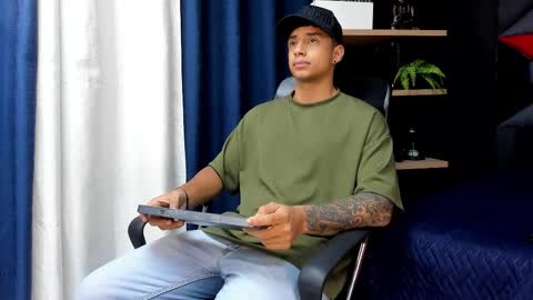 jaze_bradley online show from November 20, 11:32 am