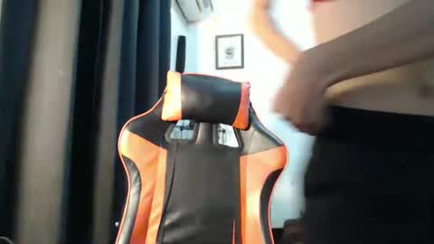 Snapshot of jazh21 chatting on November 3, 3:41 am jash online show from November 3, 3:41 am