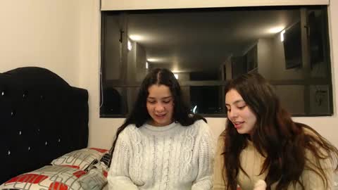 Jazmin and Scarlett online show from February 1, 3:41 am