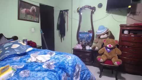 jazmim online show from February 7, 3:30 pm