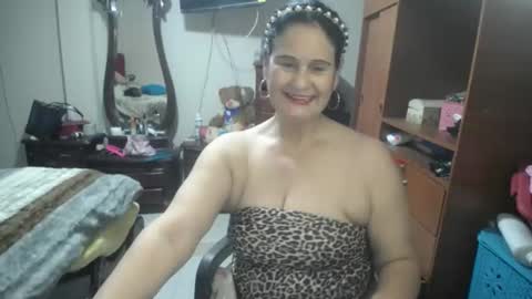 jazmim online show from March 19, 12:42 pm