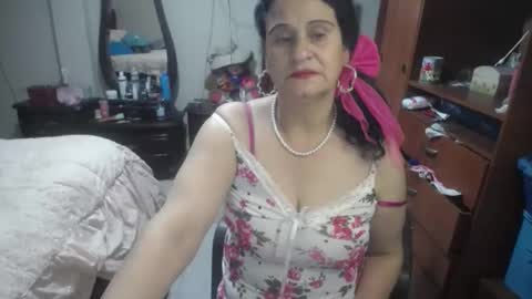 jazmim online show from April 13, 11:05 am