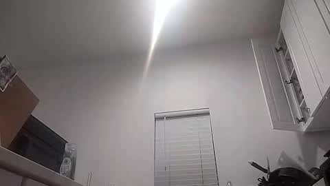 Snapshot of jazzystelo0 chatting on November 24, 6:57 am Jazzystelo online show from November 24, 6:57 am