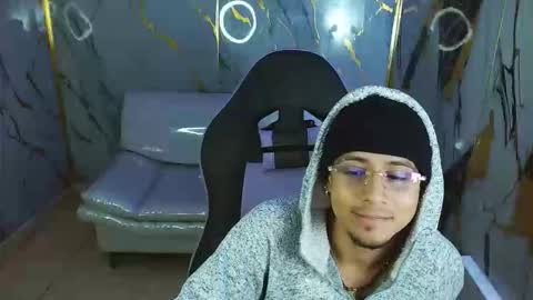 Snapshot of jbarto_ chatting on May 30, 1:57 am jbarto_ online show from May 30, 1:57 am