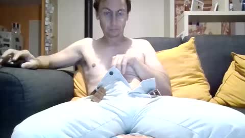 jbcascadess online show from November 14, 6:39 pm