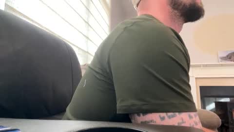 jbills910910 online show from January 17, 5:38 pm