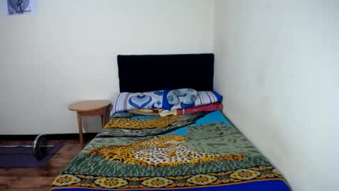 Snapshot of jboy_s chatting on January 31, 3:22 pm jboy_s online show from January 31, 3:22 pm