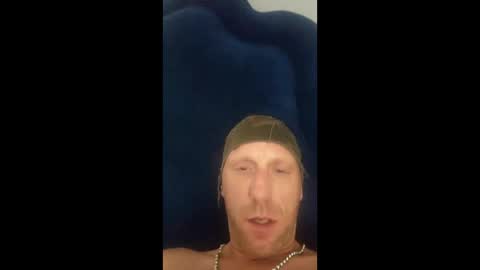 jcambron1408 online show from May 23, 2:54 pm