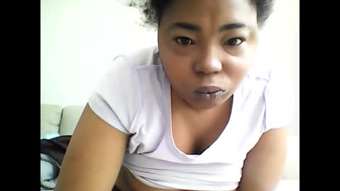 Snapshot of jccaramelbarbie12 chatting on March 12, 2:45 pm JCCaramelbarbie online show from March 12, 2:45 pm