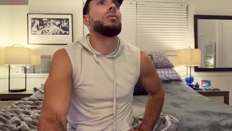 JcMax305 online show from October 13, 3:06 am