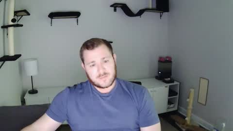 Snapshot of jcool222 chatting on February 18, 9:11 pm jcool222 online show from February 18, 9:11 pm
