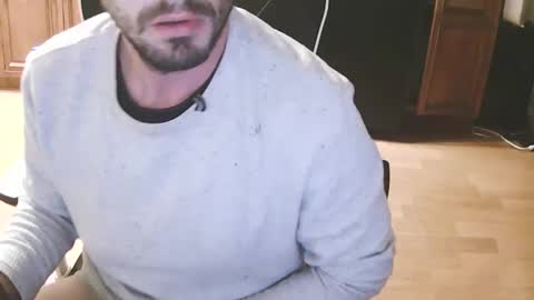 Snapshot of jd19852 chatting on September 28, 5:24 am jd19852 online show from September 28, 5:24 am