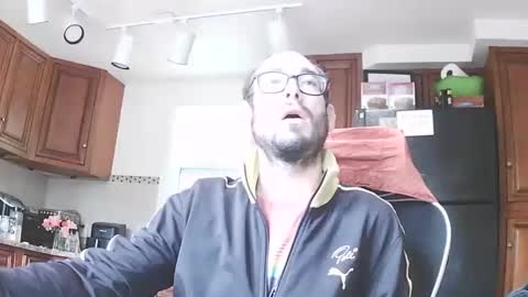 Snapshot of jd19852 chatting on October 5, 3:43 pm jd19852 online show from October 5, 3:43 pm