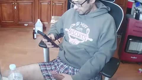 Snapshot of jd19852 chatting on December 15, 7:40 pm jd19852 online show from December 15, 7:40 pm