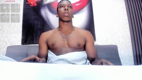 Snapshot of jd_thebaby chatting on February 15, 12:33 pm jd thebaby online show from February 15, 12:33 pm