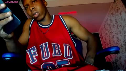 Snapshot of jd_thebaby chatting on February 19, 12:44 pm jd thebaby online show from February 19, 12:44 pm