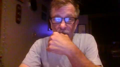 jdgiddy69 online show from July 3, 2:07 am