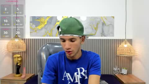 jdwhite18 online show from April 29, 3:54 am