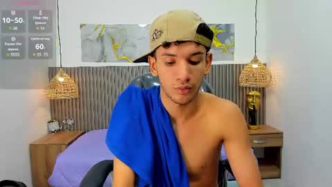 jdwhite18 online show from July 2, 3:23 am
