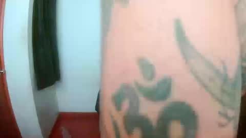 Snapshot of jean1pouk chatting on September 10, 8:31 pm jean1pouk online show from September 10, 8:31 pm