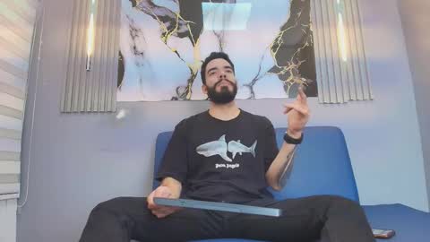 JEAN online show from February 19, 2:35 pm