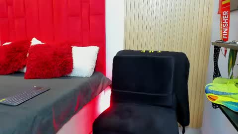 Snapshot of jean_prime chatting on July 27, 3:35 am JEAN online show from July 27, 3:35 am
