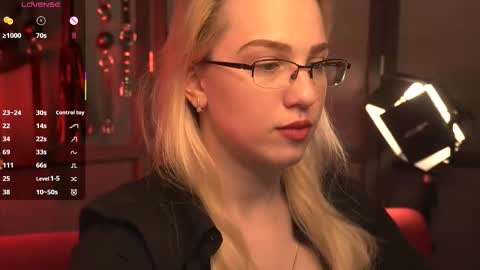 Snapshot of jeancoleex chatting on October 7, 6:10 am Jean online show from October 7, 6:10 am