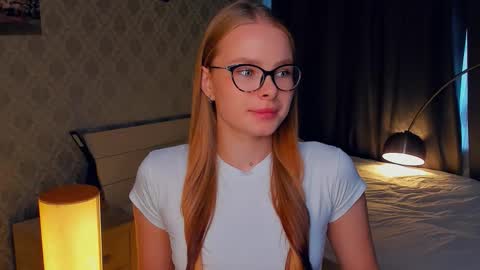 Snapshot of jeanicecoult chatting on October 15, 7:41 am Jenny online show from October 15, 7:41 am