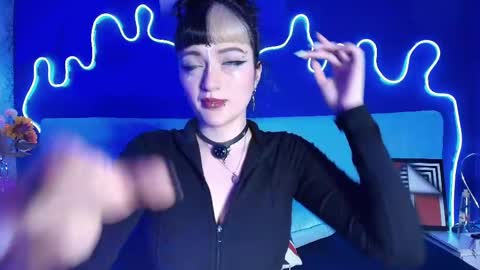 Jean online show from May 13, 7:55 pm