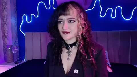 Jean online show from May 26, 7:54 pm