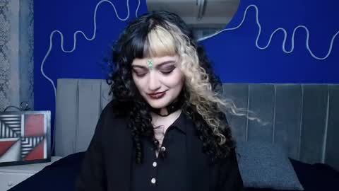 Jean online show from June 3, 8:03 pm