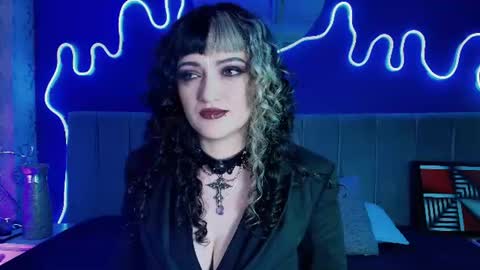 Jean online show from June 10, 7:46 pm