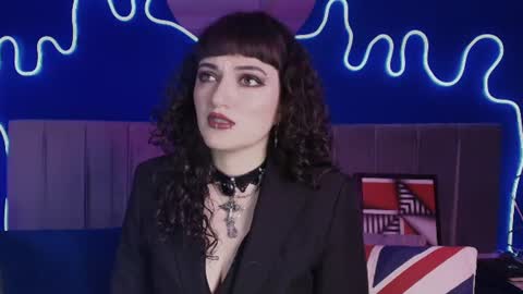 Jean online show from July 2, 7:31 pm